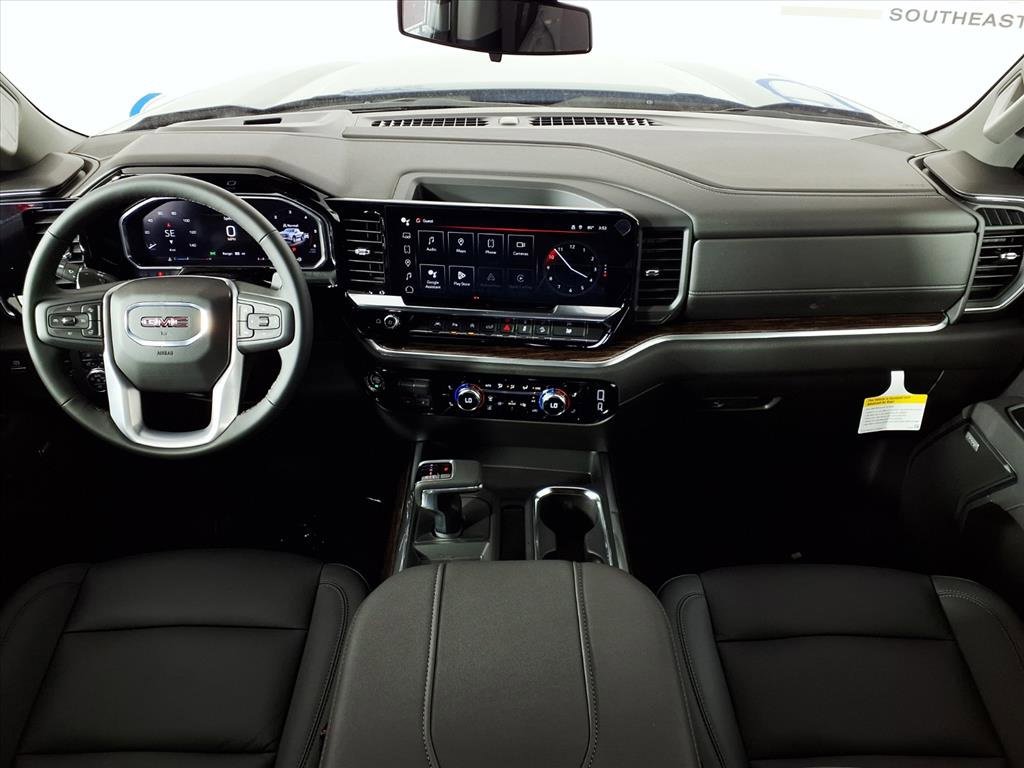 New 2026 GMC Sierra 1500 Elevation w/ Elevation Premium Package image 3