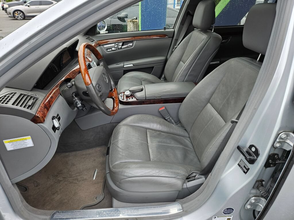 Used 2008 Mercedes-Benz S 550 4MATIC image 9