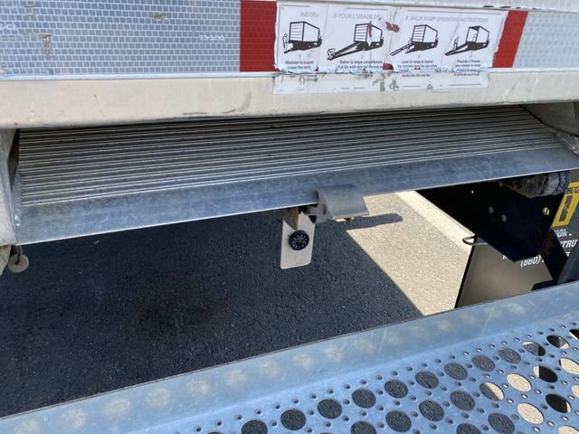 Used 2024 Ford E-450 and Econoline 450 Super Duty w/ Power Windows & Locks Group RWD image 9