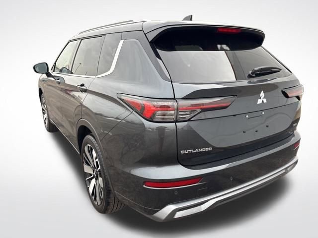 Used 2025 Mitsubishi Outlander SEL AWD/4WD image 5
