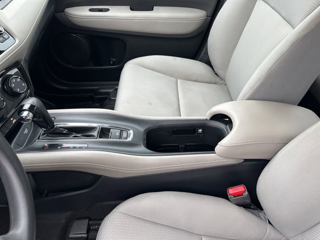 Used 2022 Honda HR-V LX image 25