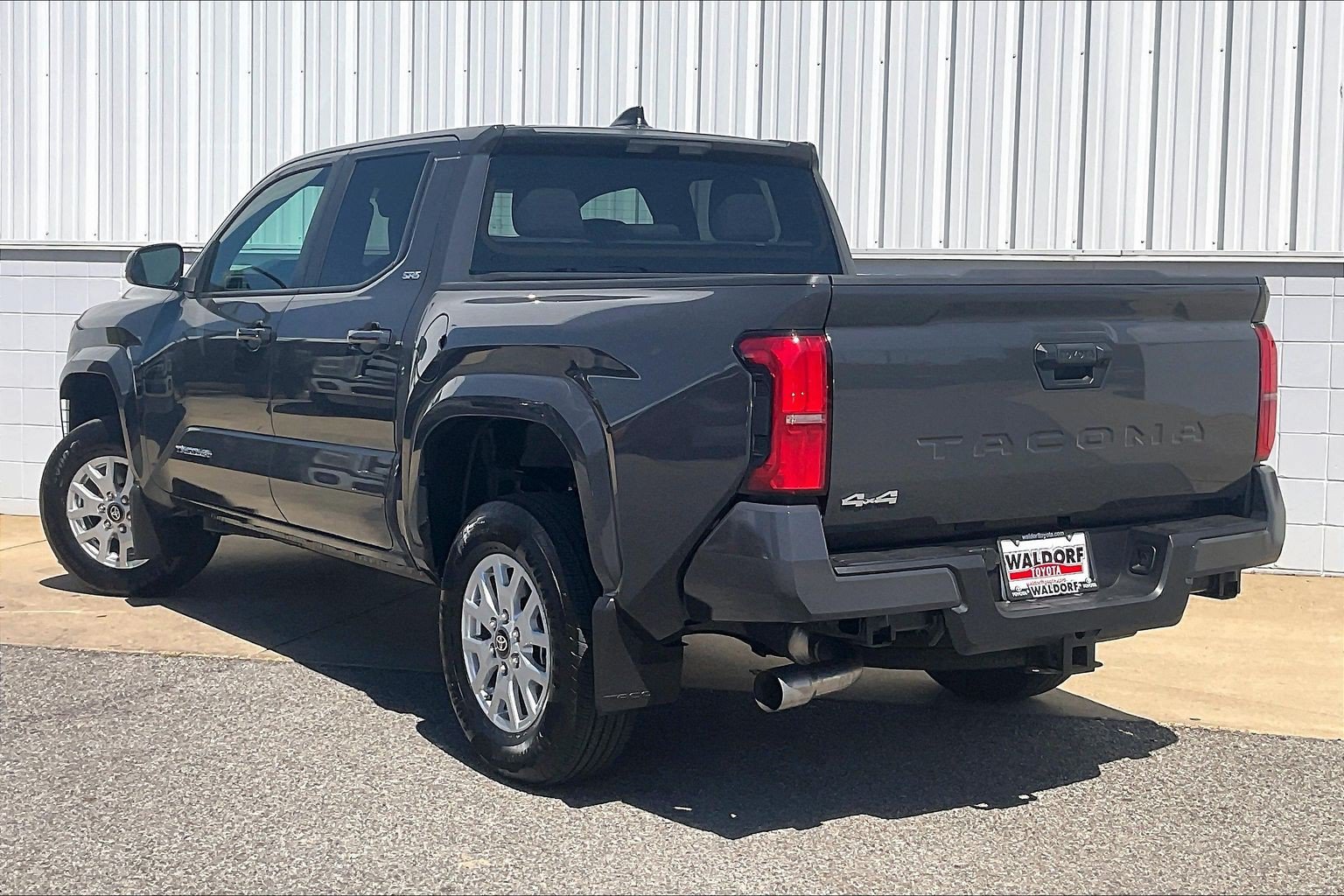 New 2026 Toyota Tacoma SR5 AWD/4WD image 3