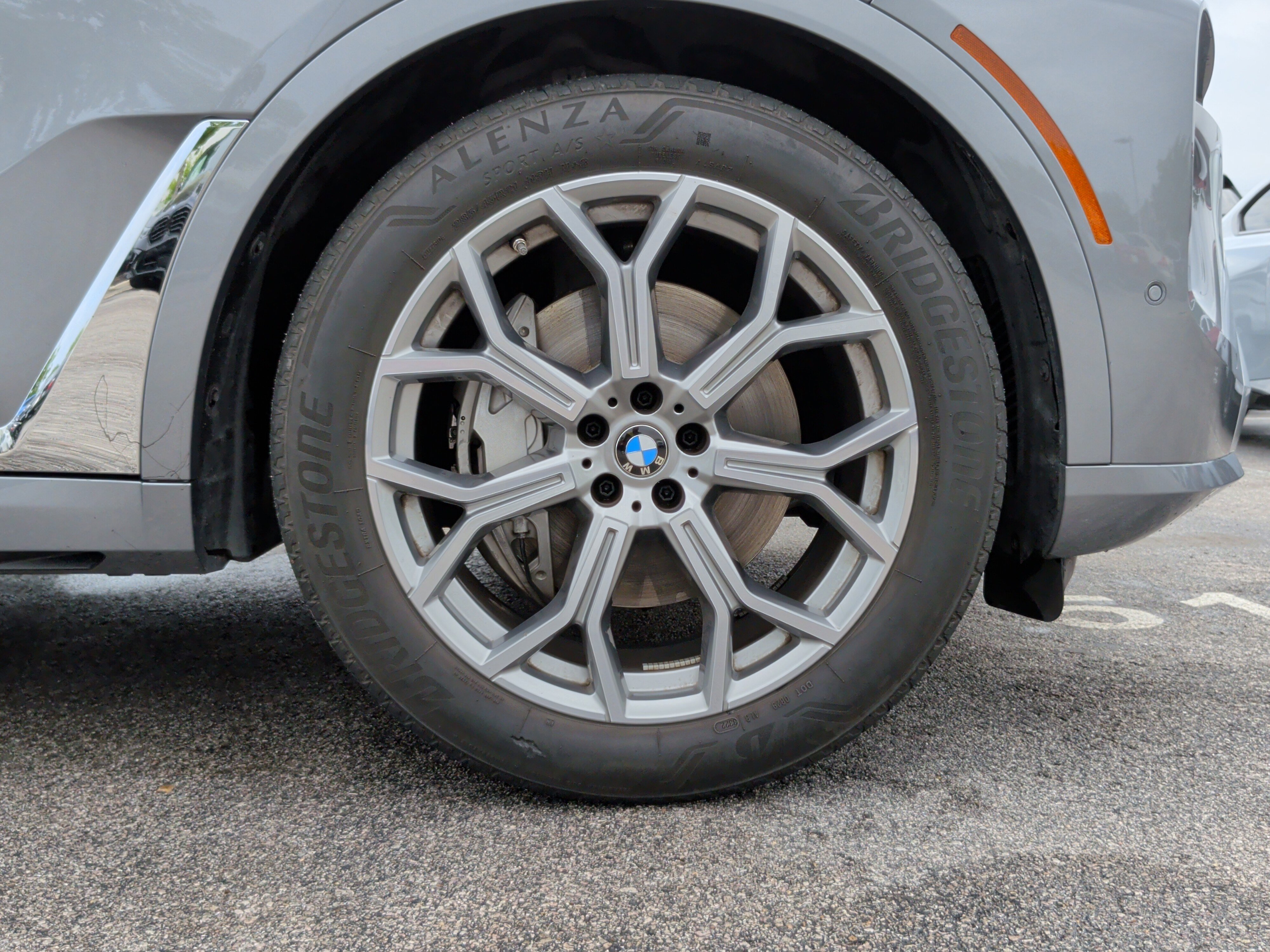 Certified 2024 BMW X7 xDrive40i w/ Executive Package image 11