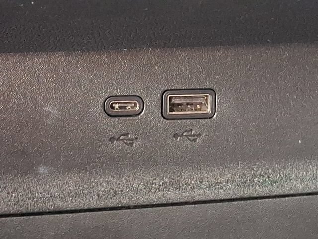 Used 2025 Chevrolet Equinox LT AWD/4WD image 25