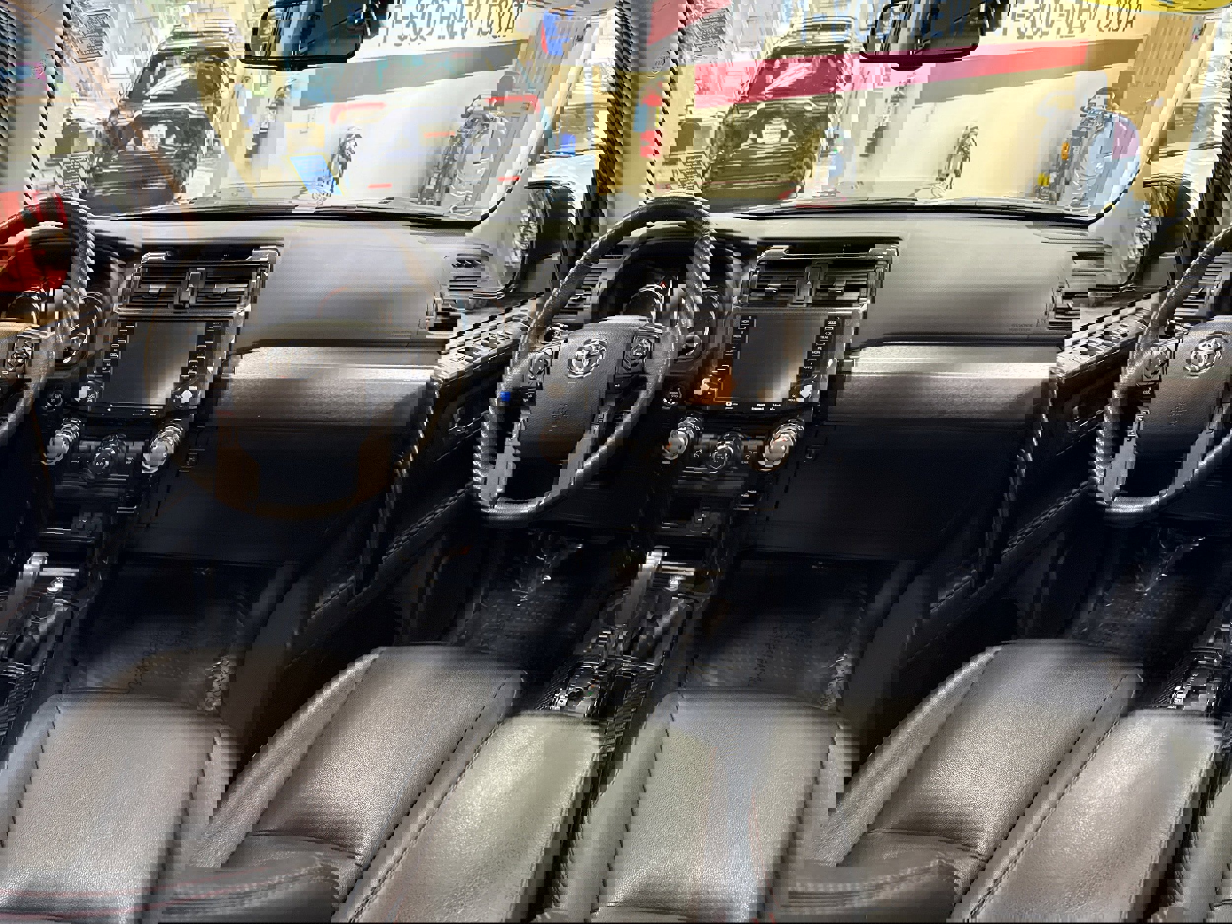 Used 2020 Toyota 4Runner Venture w/ Moonroof Package AWD/4WD image 22