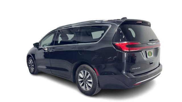 Used 2021 Chrysler Pacifica Touring-L image 4
