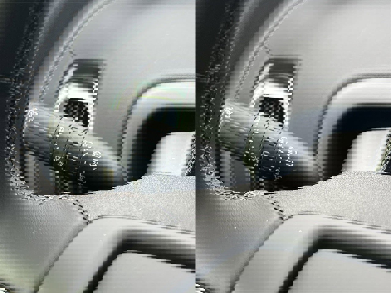 New 2025 Ford Expedition Max Platinum w/ Driver's Package image 11