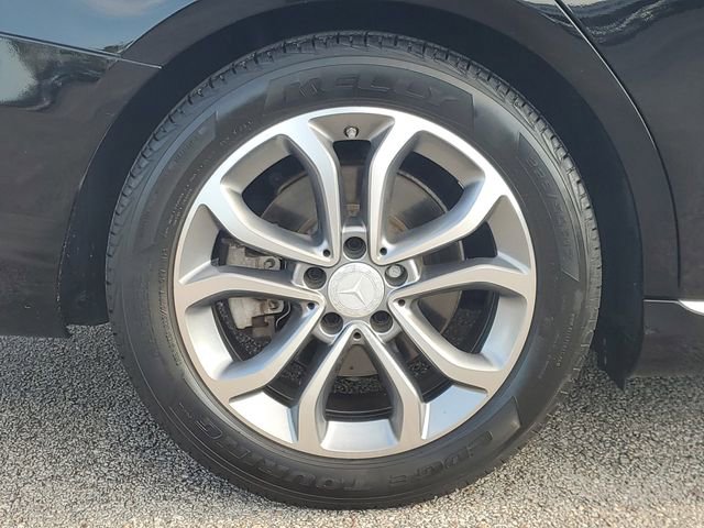 Used 2017 Mercedes-Benz C 300 Sedan image 5
