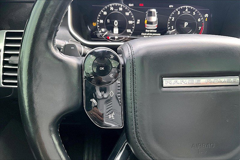 Used 2018 Land Rover Range Rover image 19
