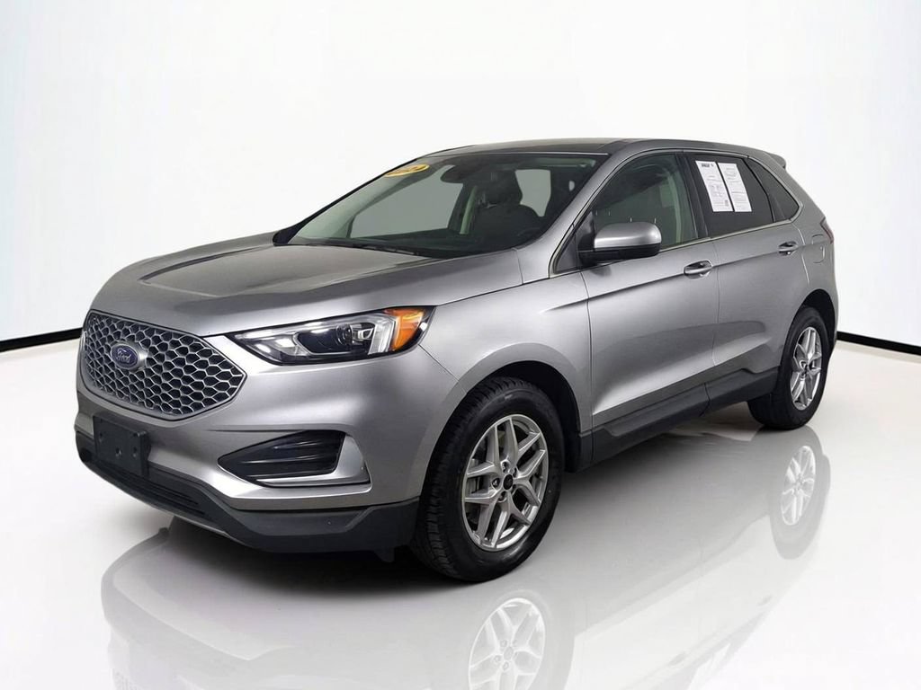 Used 2024 Ford Edge SEL AWD/4WD image 9