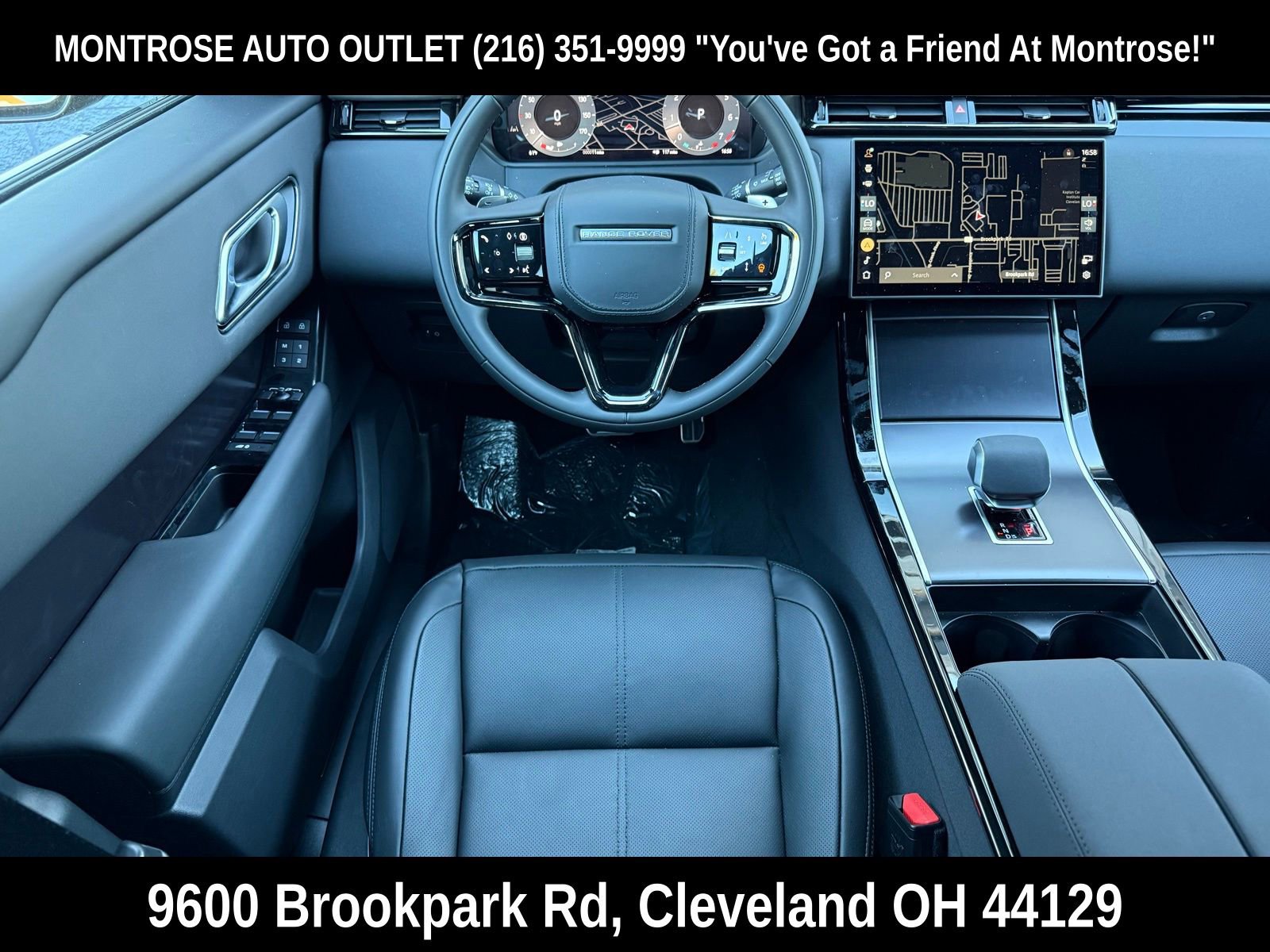 New 2026 Land Rover Range Rover Velar Dynamic SE image 24