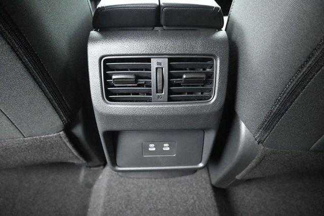 New 2026 Nissan Rogue SV w/ Cold Weather Package AWD/4WD image 25