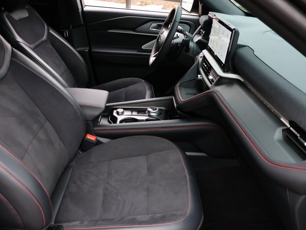 Used 2025 Ford Explorer ST w/ Sun And Sound Package image 12