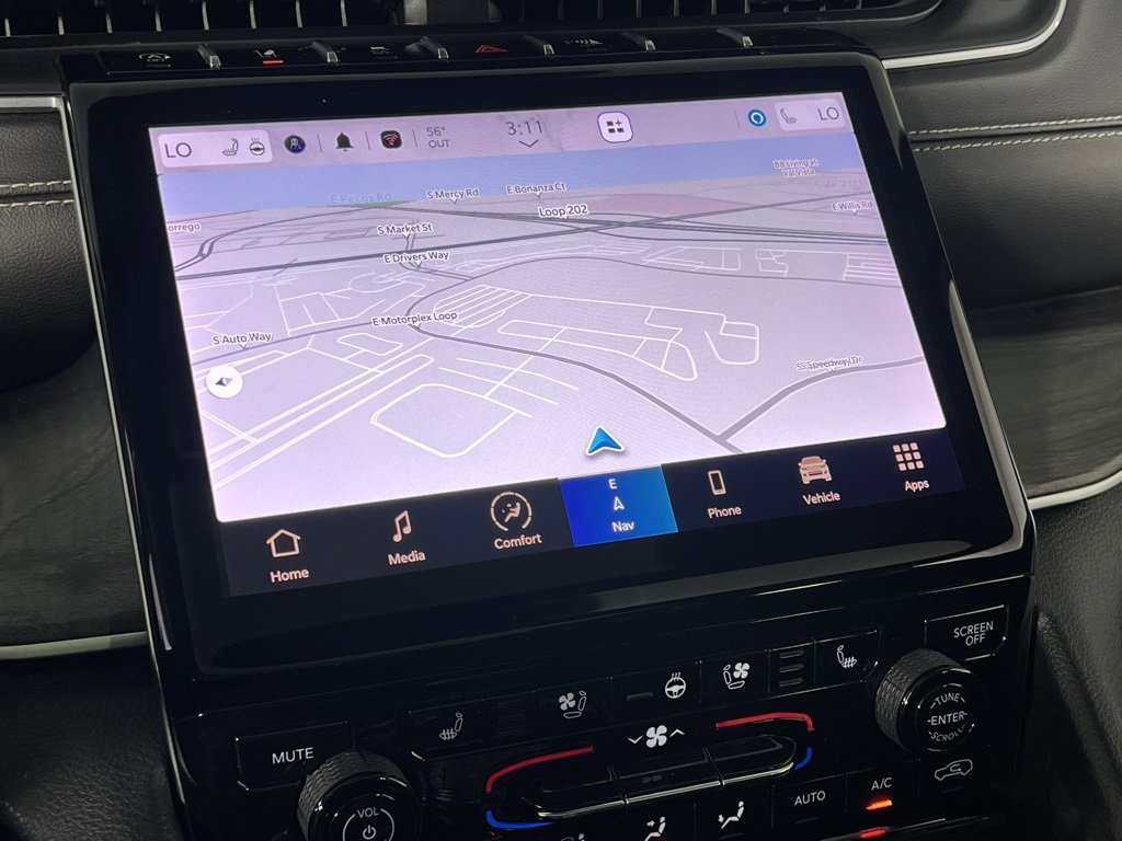 Certified 2024 Jeep Grand Cherokee L Limited w/ Luxury Tech Group II image 17