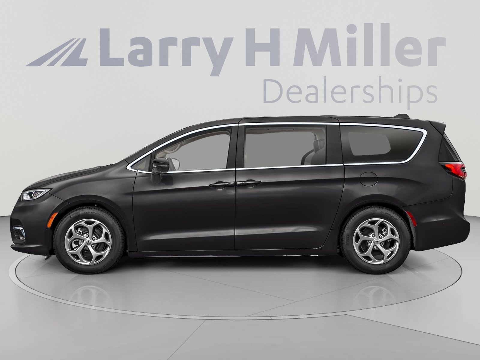 New 2026 Chrysler Pacifica Limited w/ S Appearance Package AWD/4WD image 3