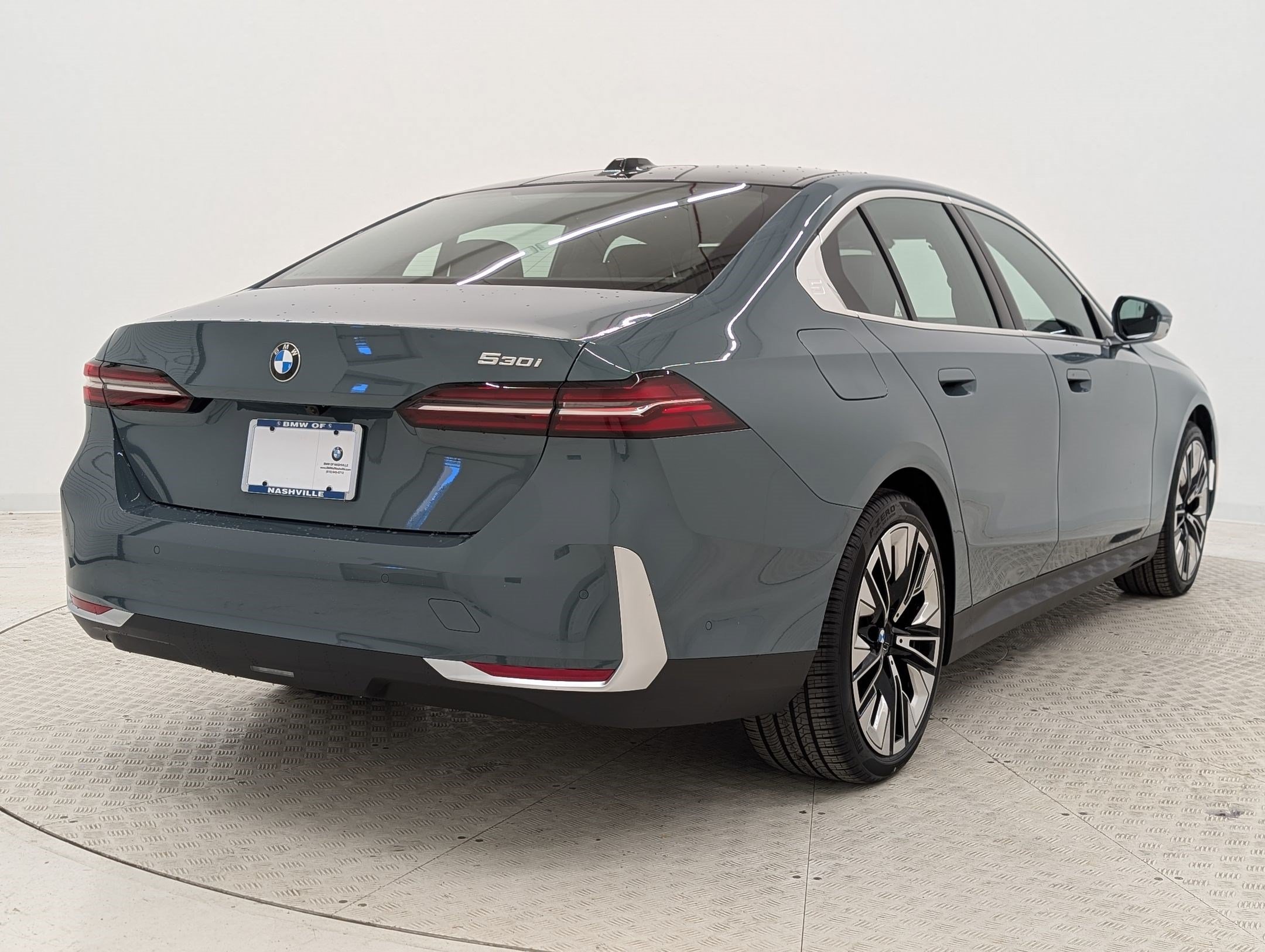 New 2026 BMW 530i w/ Premium Package RWD image 9