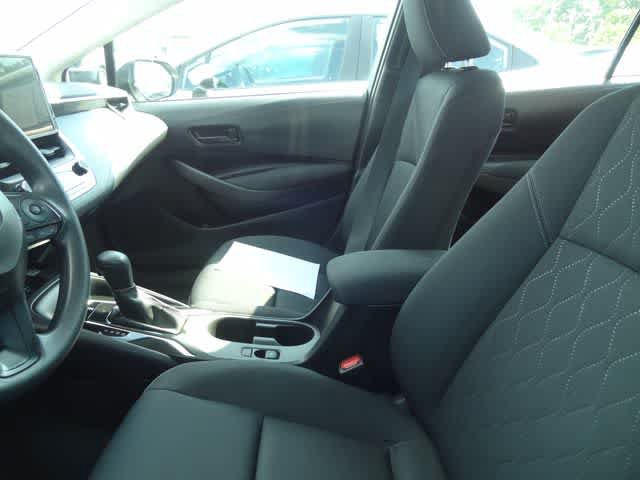 Certified 2025 Toyota Corolla LE w/ LE Premium Package FWD image 9