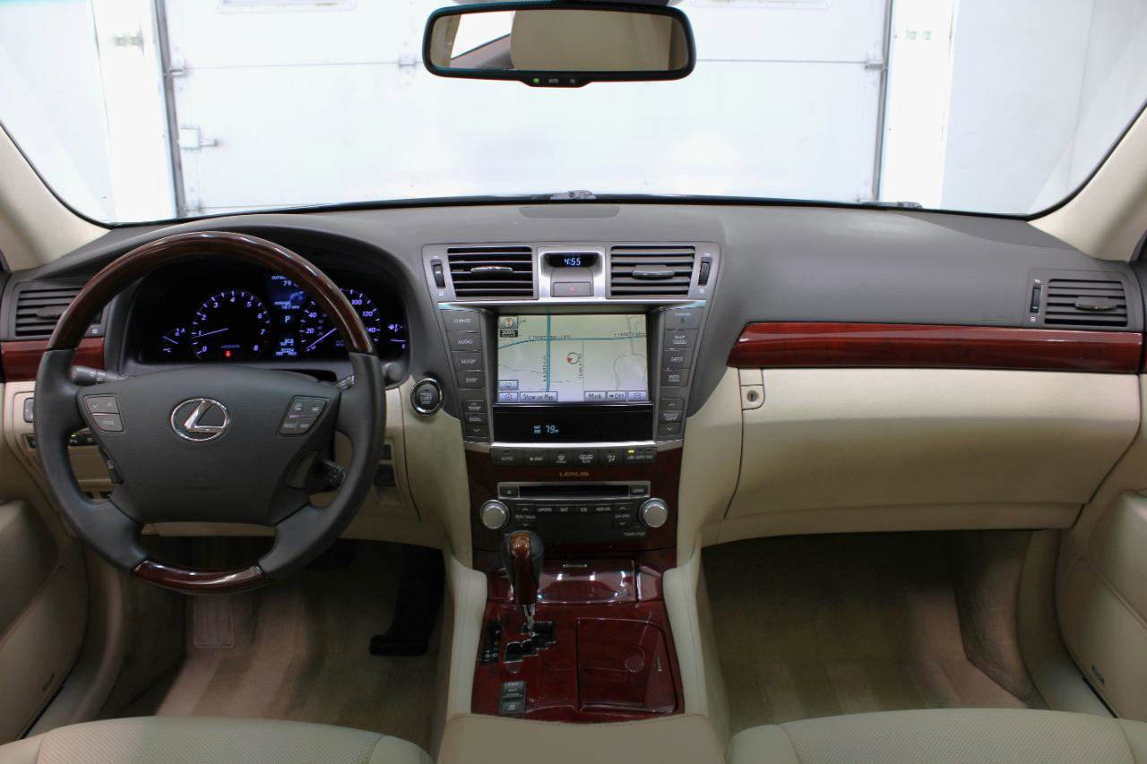 Used 2012 Lexus LS 460 w/ Comfort Pkg RWD image 51