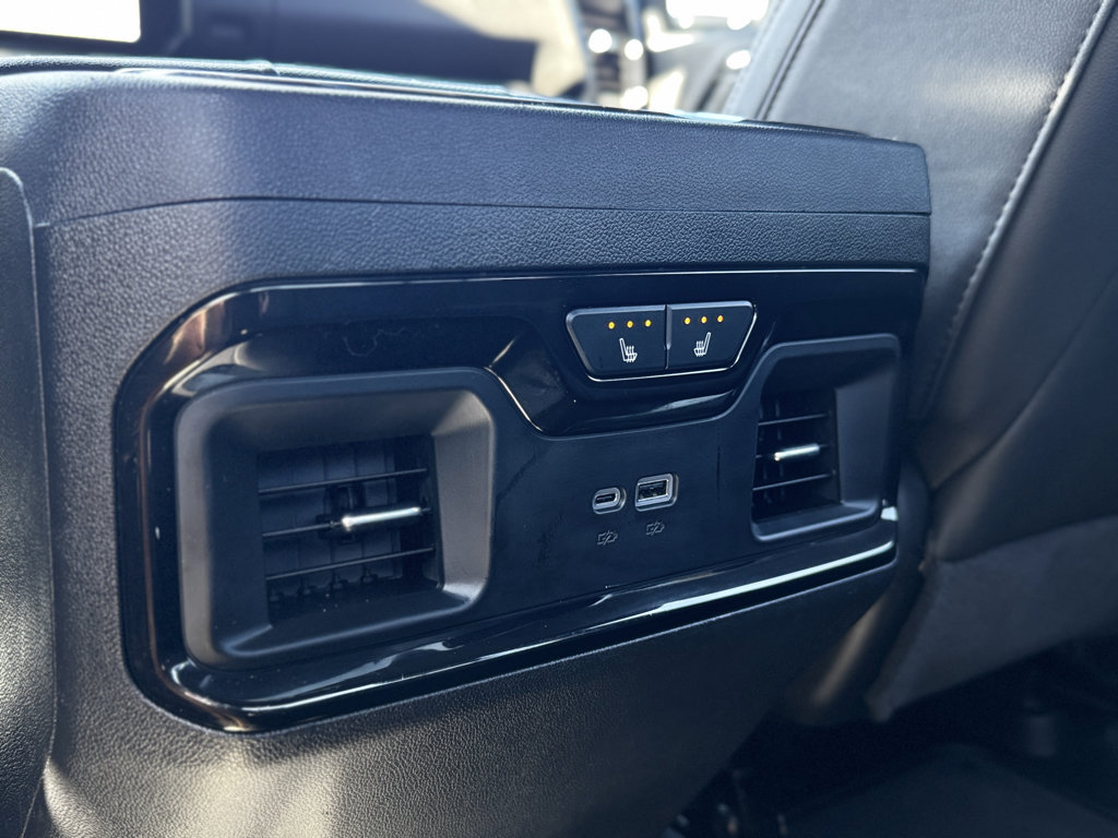 Used 2025 GMC Sierra 2500 AT4 AWD/4WD image 29
