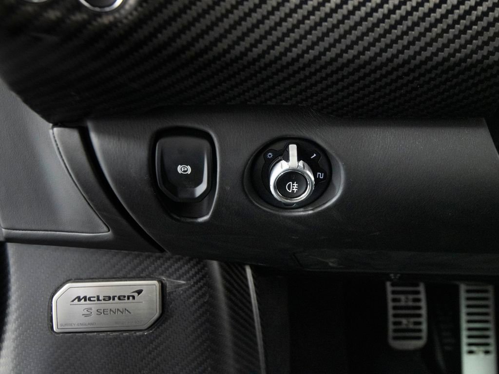 Used 2019 McLaren Senna image 29