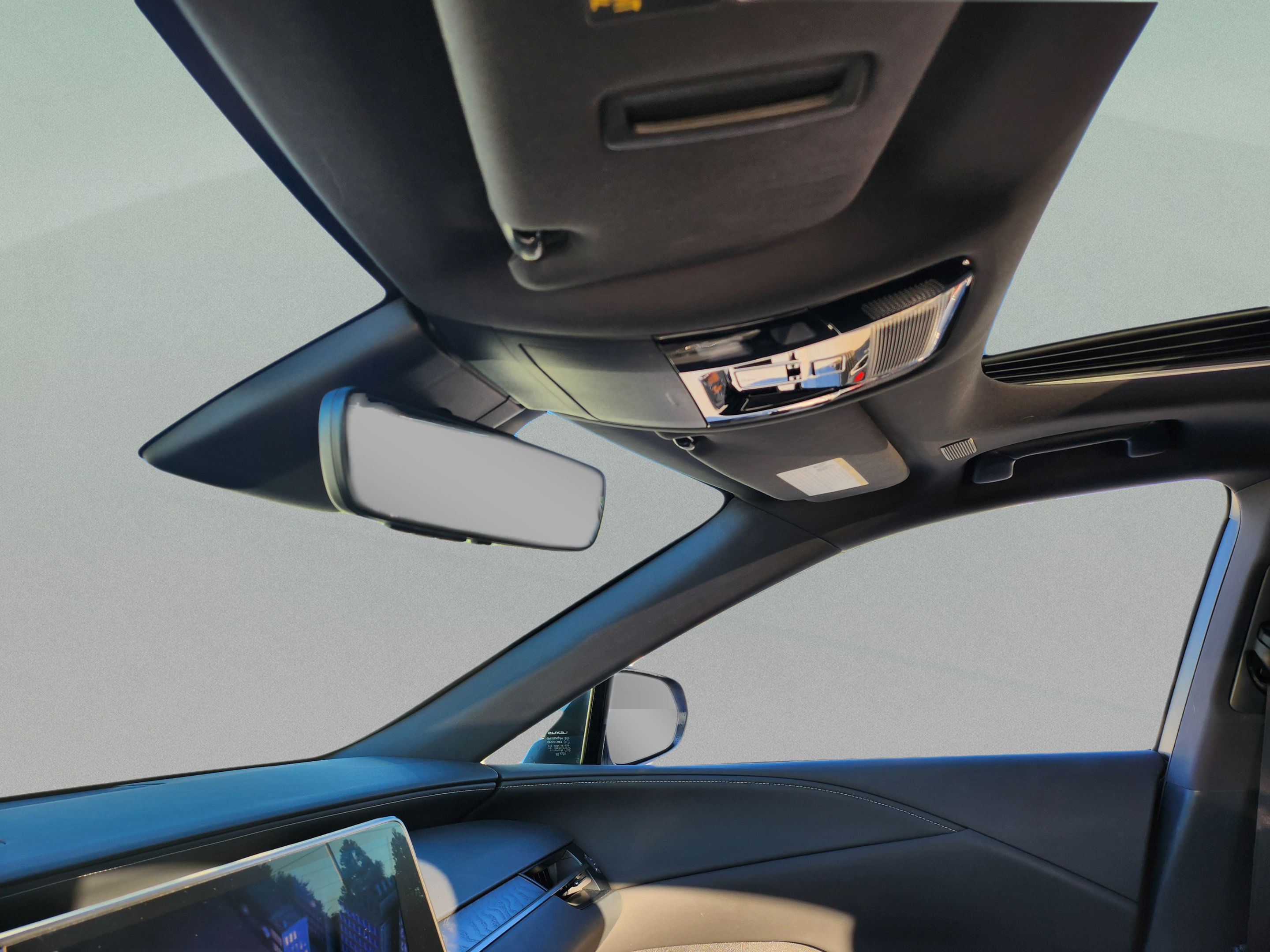 Certified 2023 Lexus RX 350 Premium w/ Cold Area Package FWD image 18