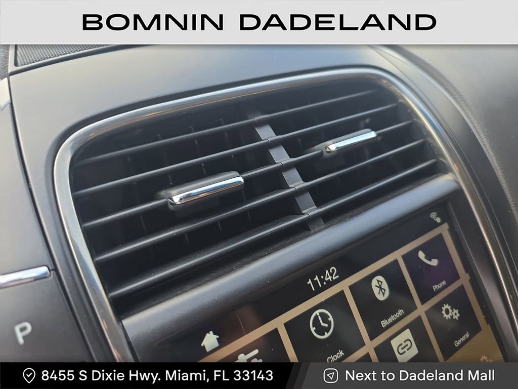 Used 2018 Lincoln MKX Select w/ Select Plus Package image 28