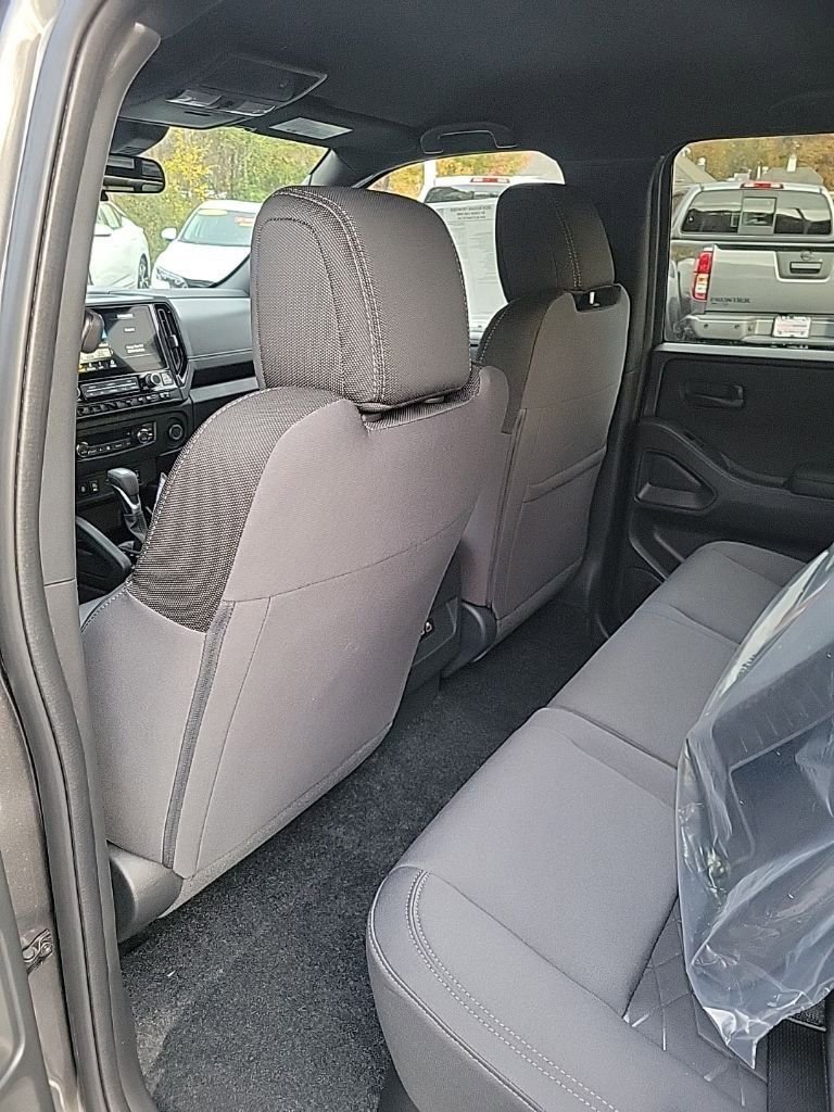 Used 2026 Nissan Frontier SV w/ All-Weather Content Package image 14