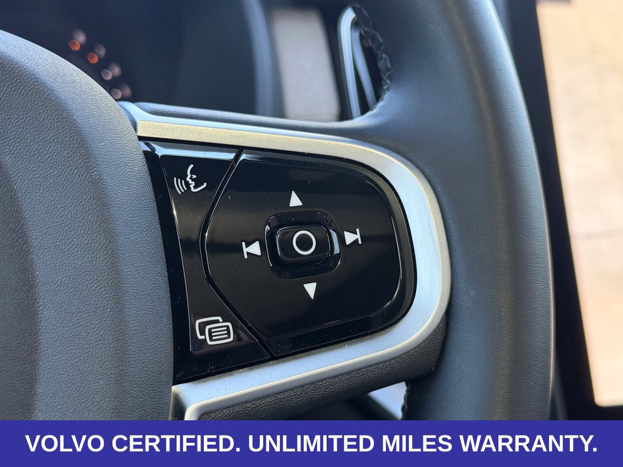 Certified 2026 Volvo XC90 B6 Plus AWD/4WD image 23