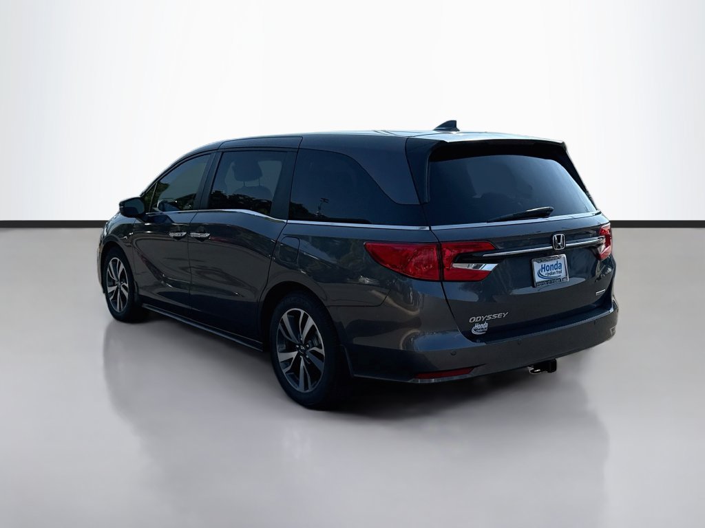 Used 2024 Honda Odyssey Touring image 5