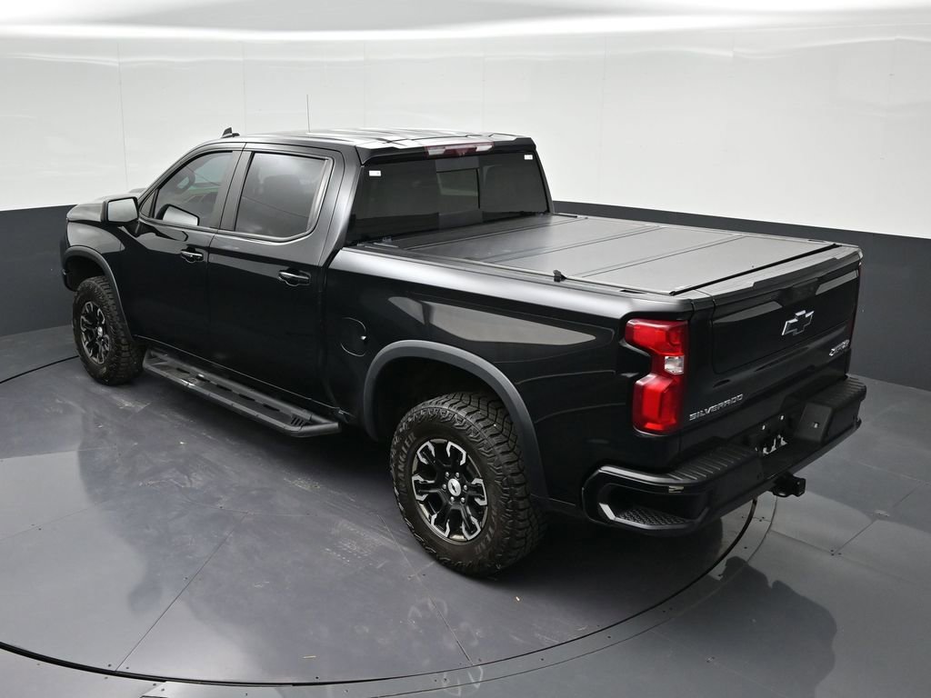 Used 2023 Chevrolet Silverado 1500 ZR2 w/ Technology Package AWD/4WD image 16