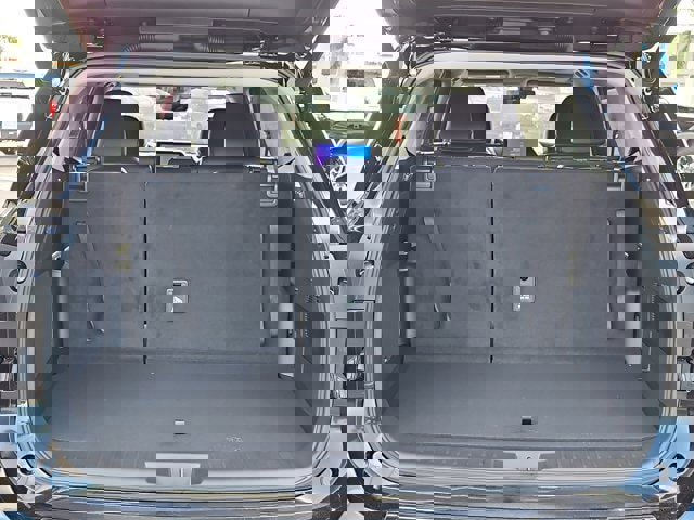 New 2025 Toyota Highlander Platinum image 8