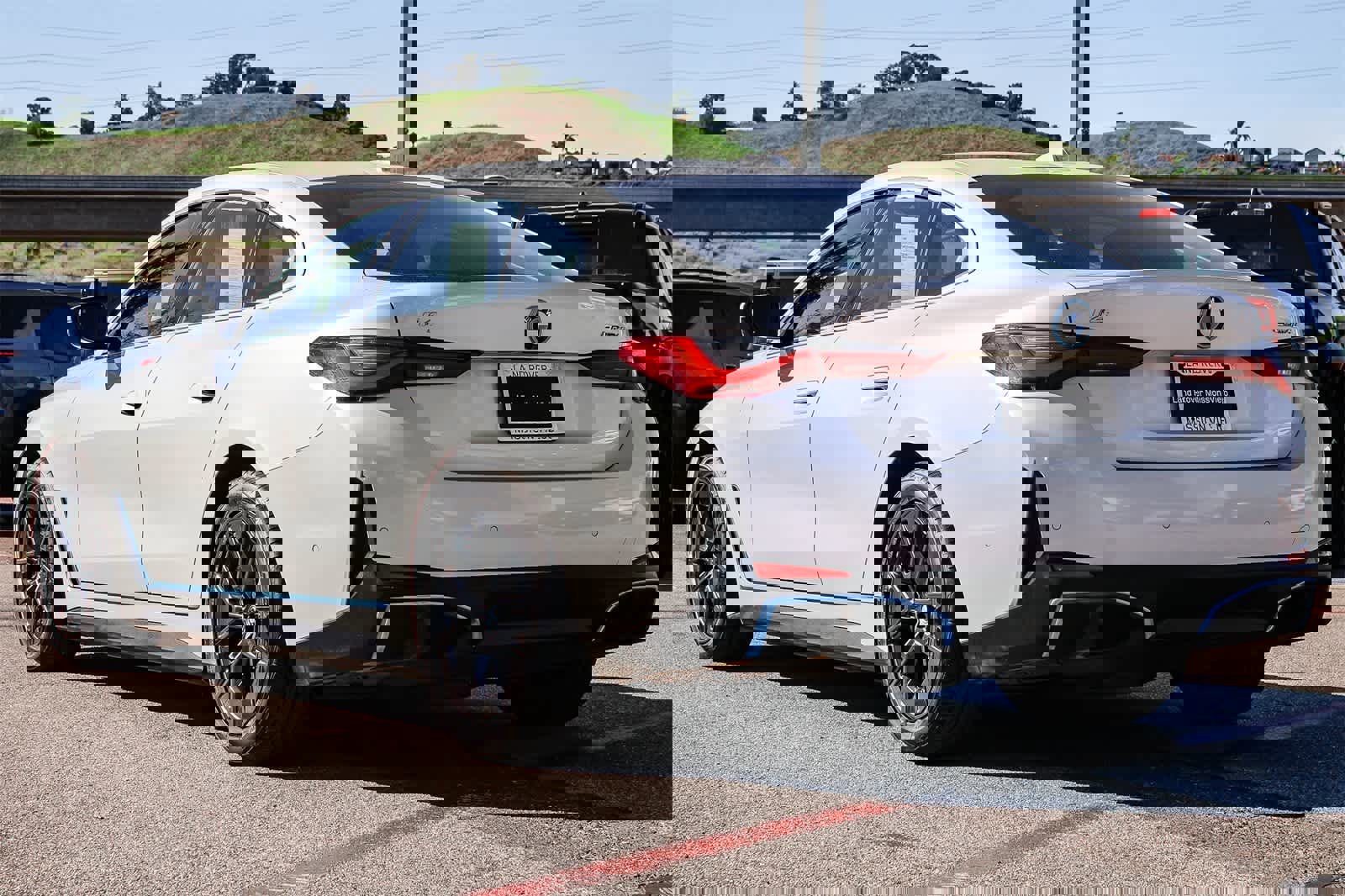 Used 2023 BMW i4 eDrive40 image 6