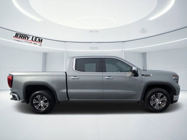 Used 2025 GMC Sierra 1500 SLT image 2