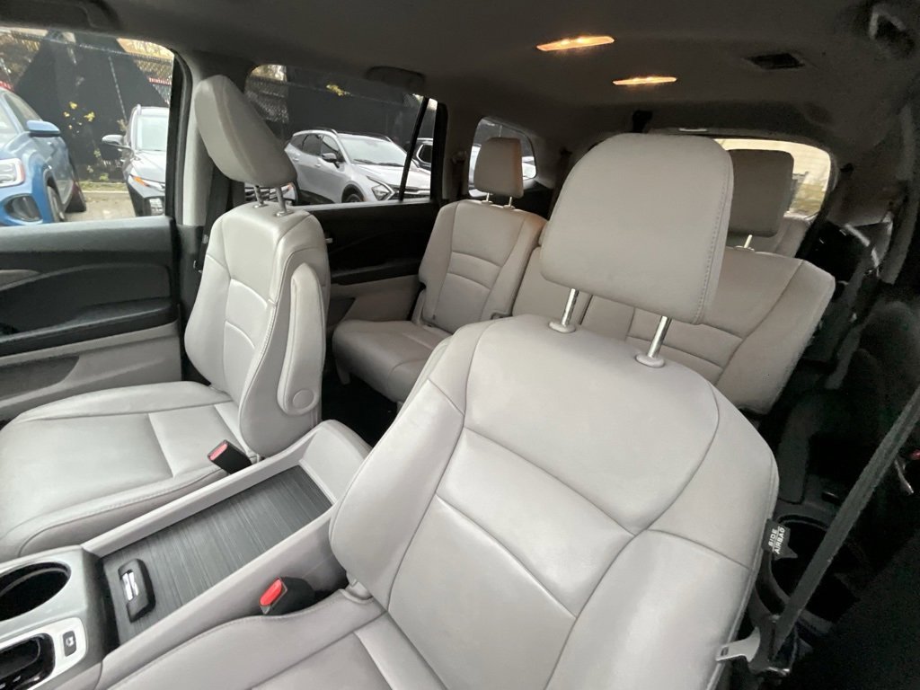 Used 2017 Honda Pilot EX-L image 10