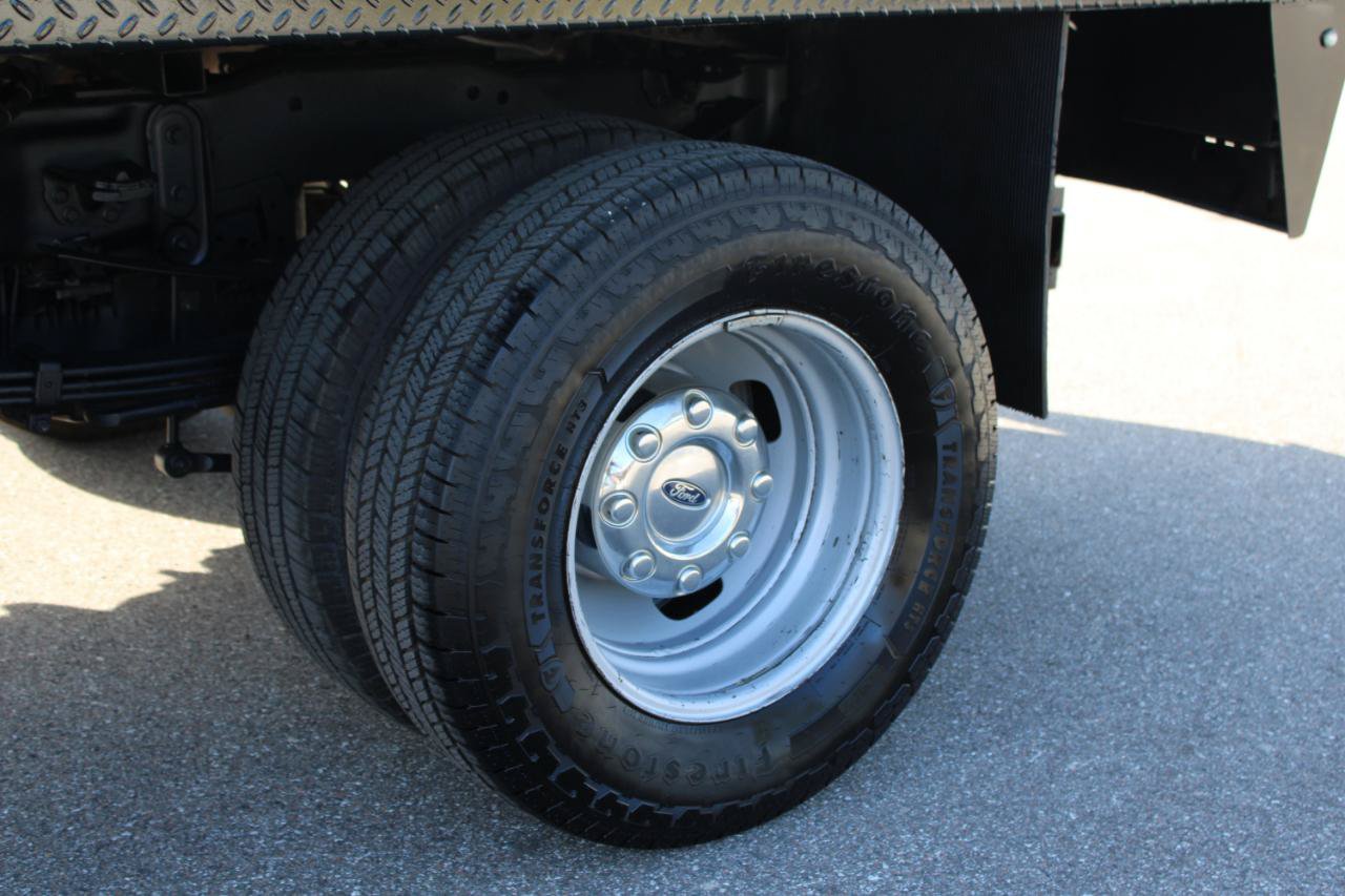 Used 2023 Ford F350 XLT w/ FX4 Off-Road Package AWD/4WD image 4