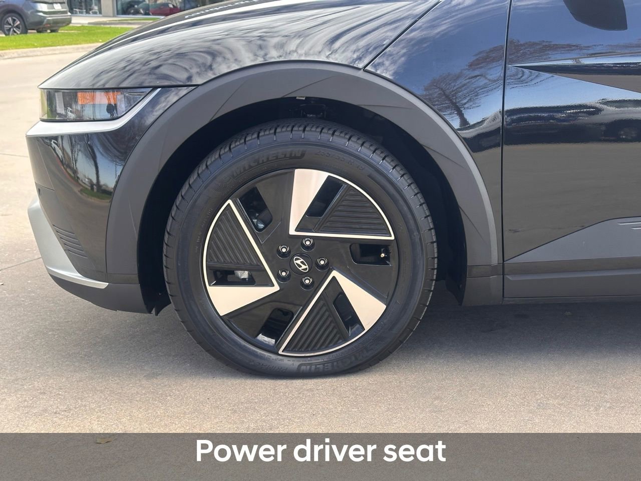 Used 2025 Hyundai Ioniq 5 SEL image 7