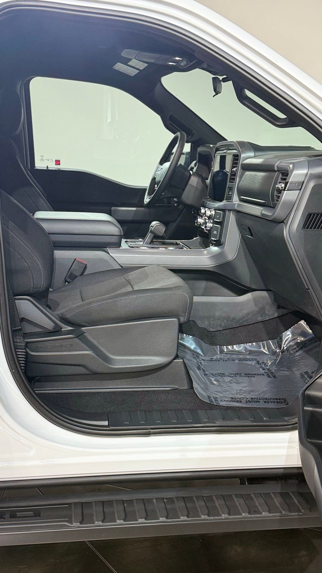 New 2026 Ford F150 XLT w/ XLT Black Appearance Package image 44