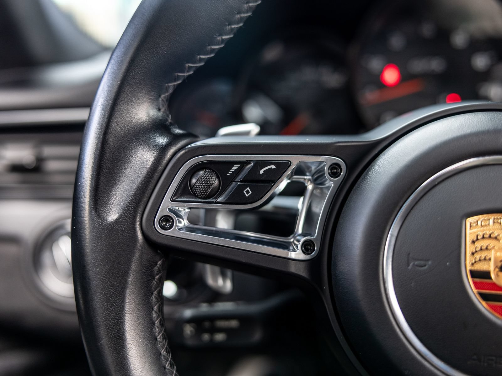Certified 2018 Porsche 911 Carrera GTS RWD image 35