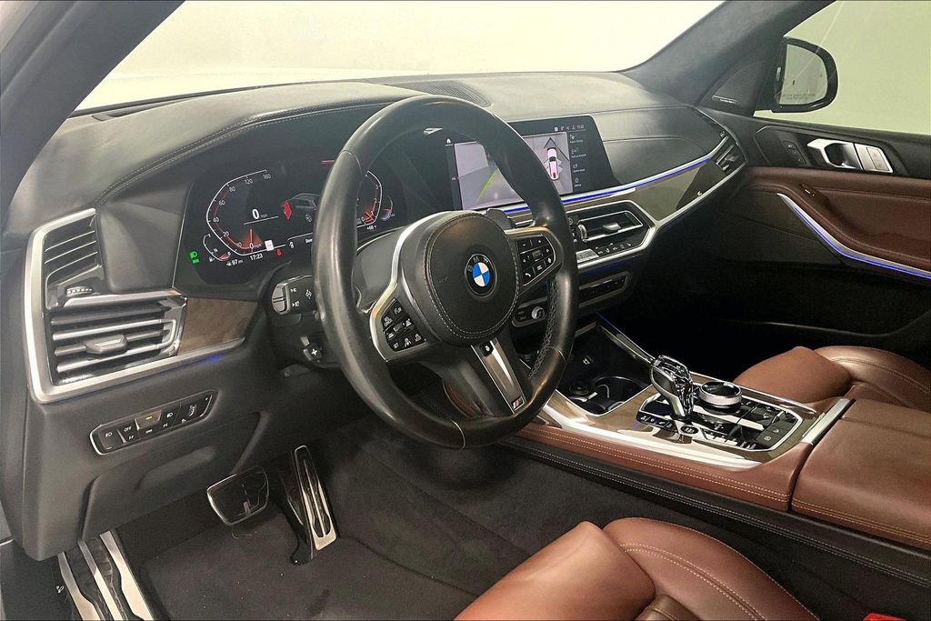 Used 2019 BMW X7 xDrive50i w/ Dynamic Handling Package image 15