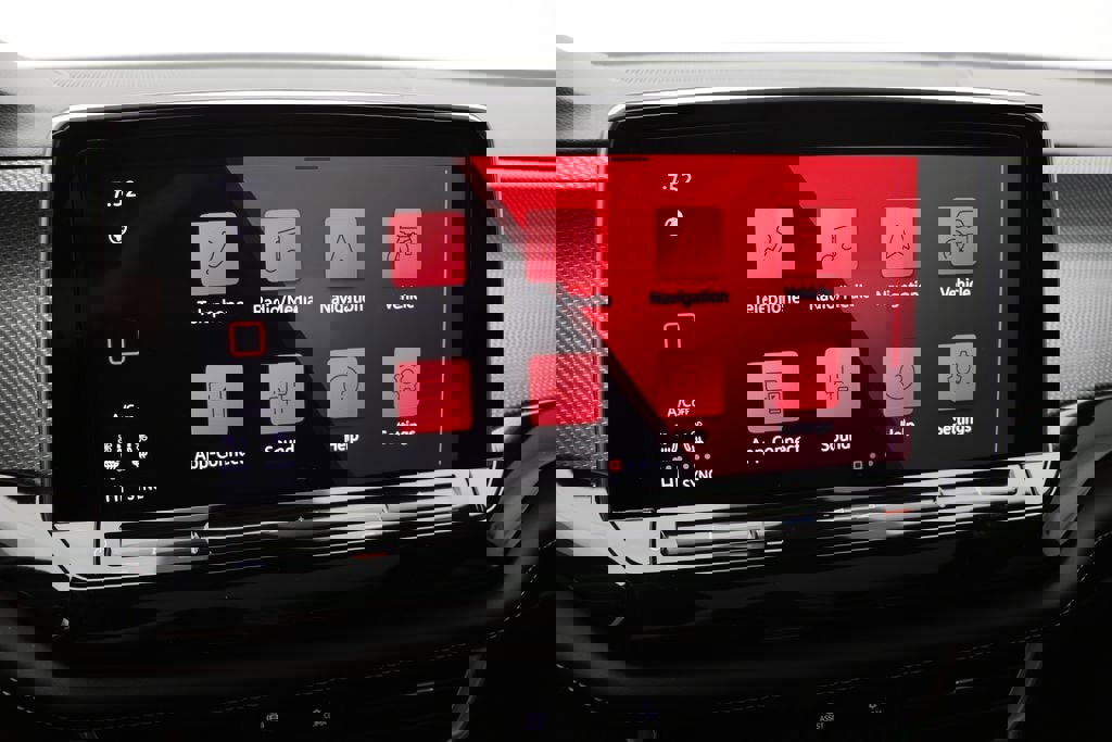 Used 2024 Volkswagen Atlas Cross Sport SEL R-Line image 24