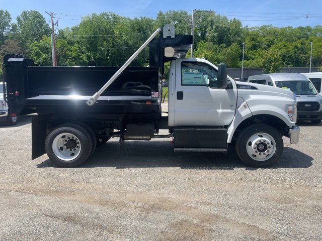 New 2025 Ford F650 2WD Regular Cab Super Duty image 7