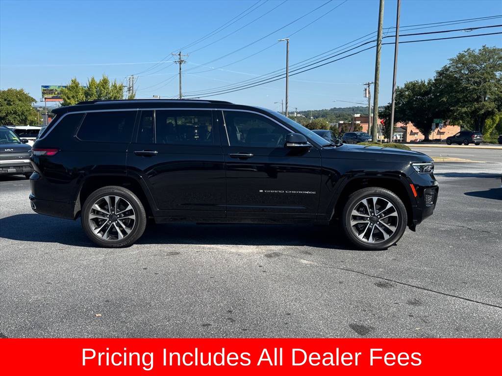 Used 2022 Jeep Grand Cherokee L Overland w/ Luxury Tech Group IV RWD image 2