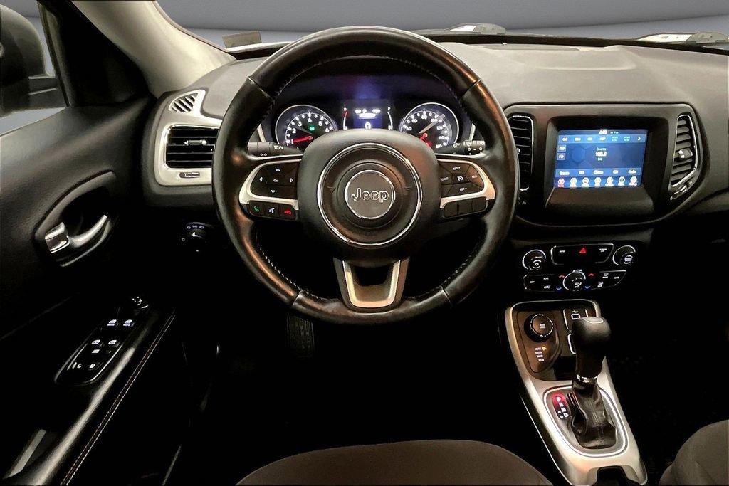 Used 2020 Jeep Compass Sport w/ Cold Weather Group image 8