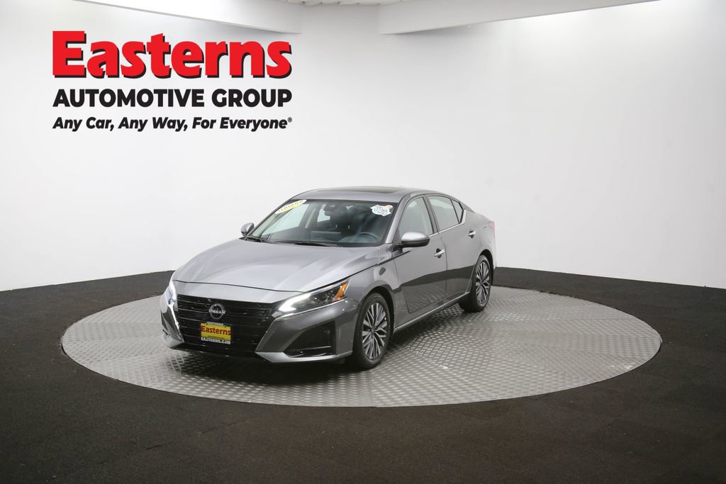 Used 2024 Nissan Altima 2.5 SV w/ SV Premium Package image 53