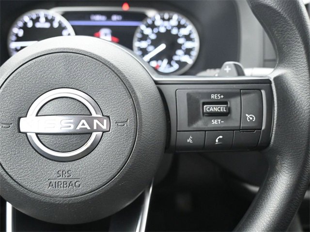 Used 2024 Nissan Pathfinder S image 29