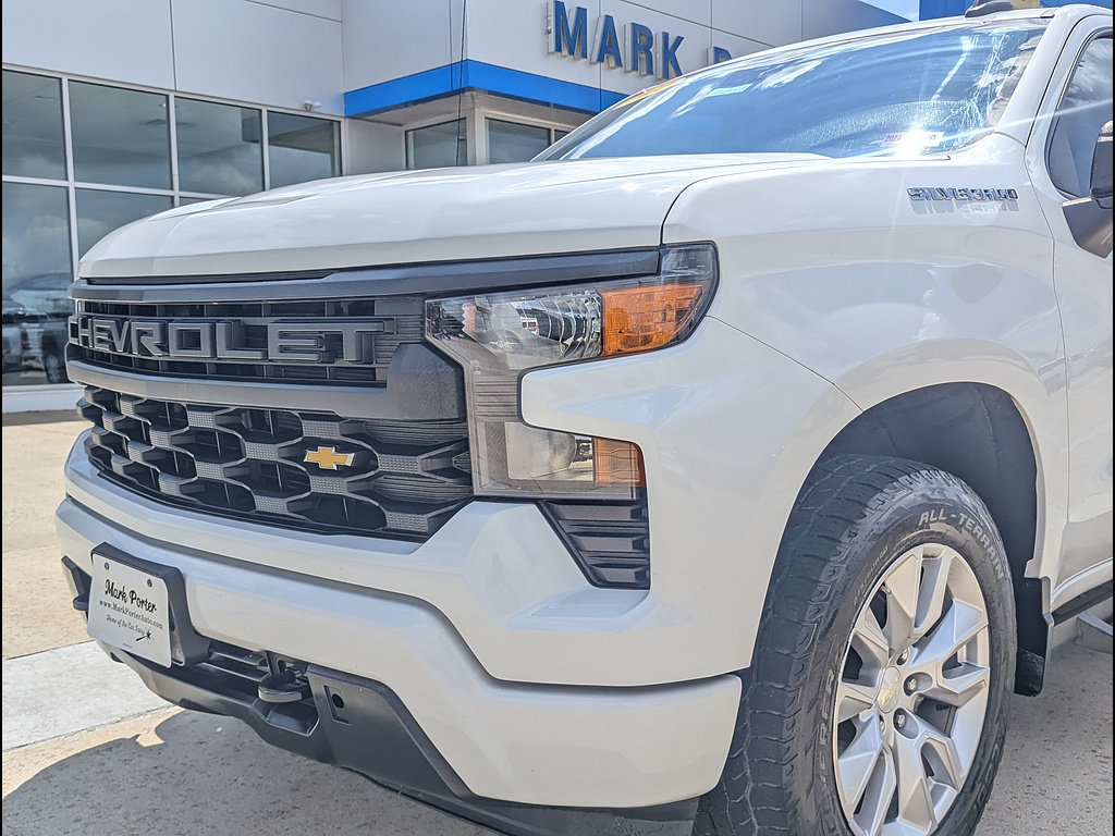 Used 2022 Chevrolet Silverado 1500 Custom AWD/4WD image 12