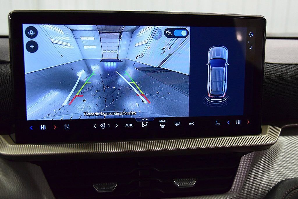 New 2026 Ford Explorer Active w/ Active Comfort Package image 25