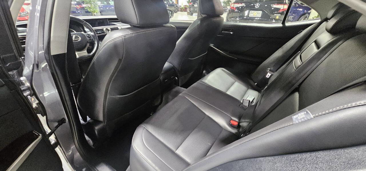 Used 2016 Lexus IS 300 Base AWD 4dr Sedan w/ Premium Package image 17