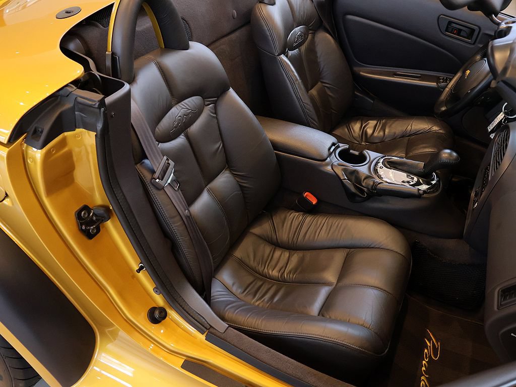 Used 2002 Chrysler Prowler RWD image 46