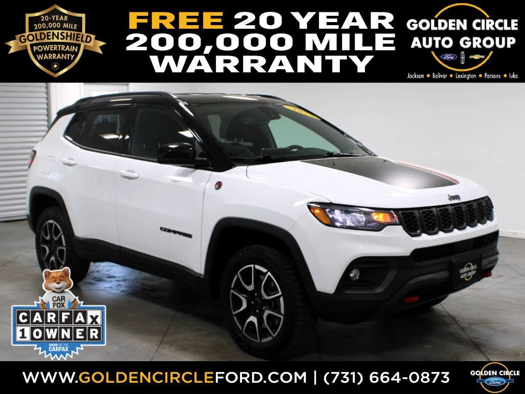 Used 2025 Jeep Compass Trailhawk AWD/4WD image 1